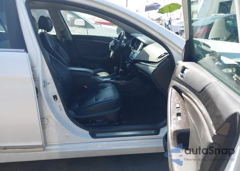 2015 Kia Cadenza Limited z USA, uszkodzony, nr VIN KNALN4D77F5193561